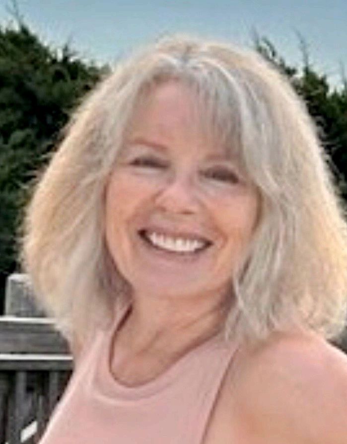 Maureen-Stitt-Headshot.jpg